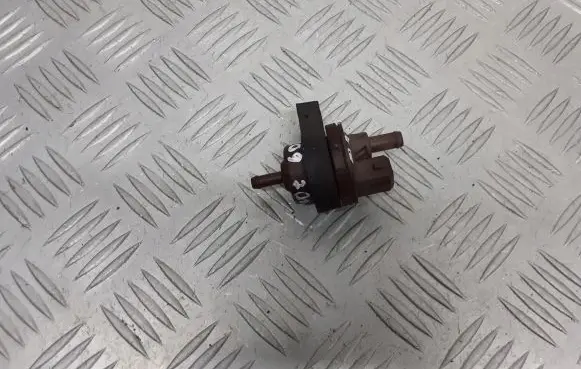 Peugeot 607 Valve vacuum 2580008B