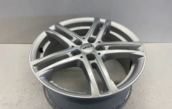 Audi A4 S4 B8 8K R17 alloy rim KBA49270
