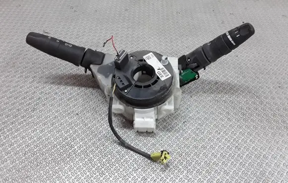 Nissan Micra Wiper turn signal indicator stalk/switch 25560BC60A
