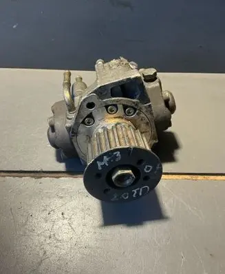 Mazda 3 I Fuel injection high pressure pump 