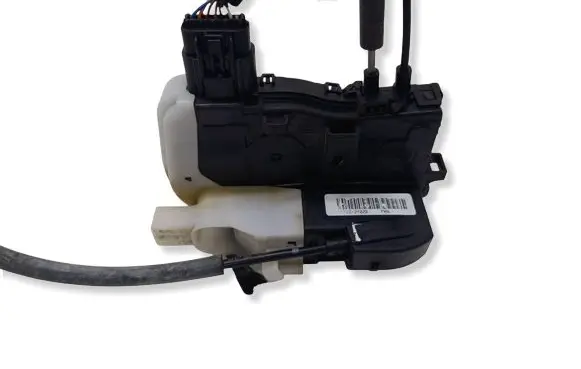 Hyundai ix35 Front door lock 