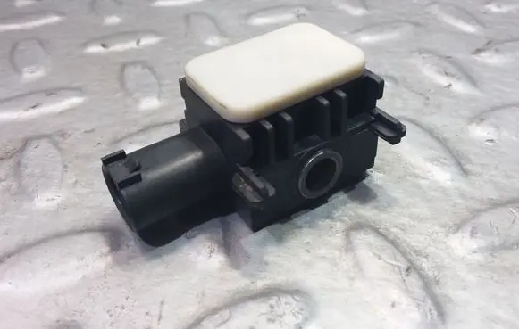 Mercedes-Benz S W221 Airbag deployment crash/impact sensor 0038202826