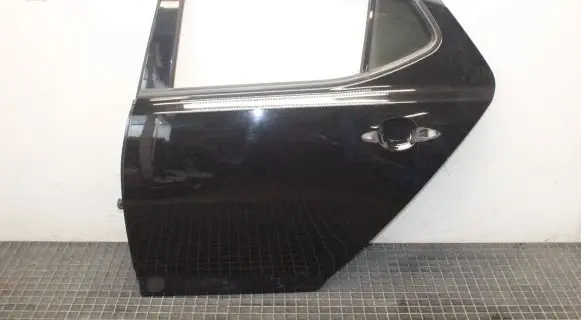 KIA Optima Rear door