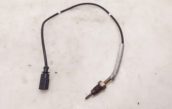 Volkswagen Transporter - Caravelle T6 Exhaust gas pressure sensor 04L906088HK