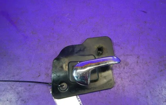Opel Meriva A Front door interior handle 13121859