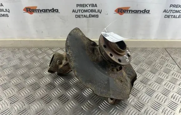 Volkswagen Transporter - Caravelle T5 Front wheel hub