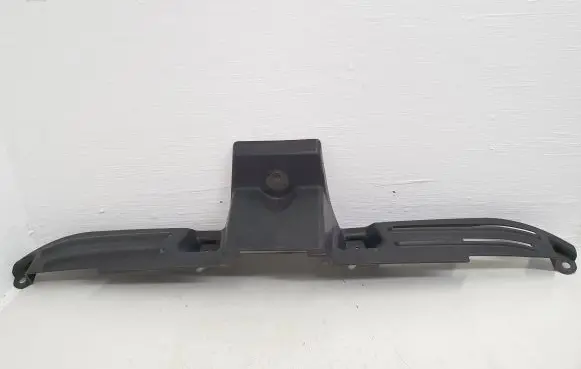 Mitsubishi Outlander Radiator trim 7450A172