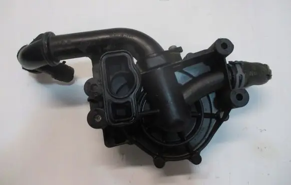 BMW 2 Active Tourer U06 Water pump A6512001901