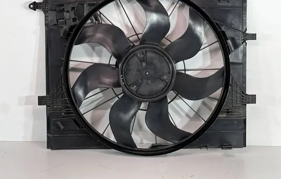 Mercedes-Benz E W213 Electric radiator cooling fan A0999063802 0130707483