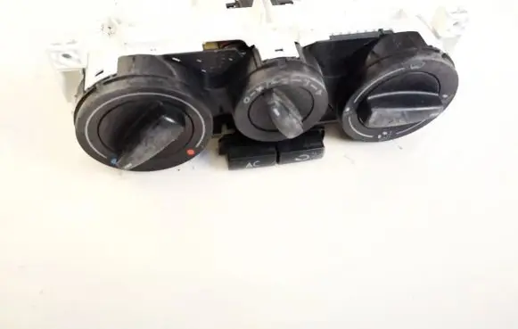 Volkswagen Golf IV Climate control unit 1J0820045F