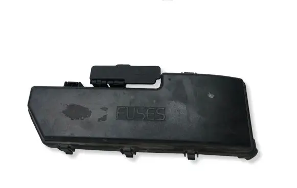 Volvo V70 Fuse box cover 9494211