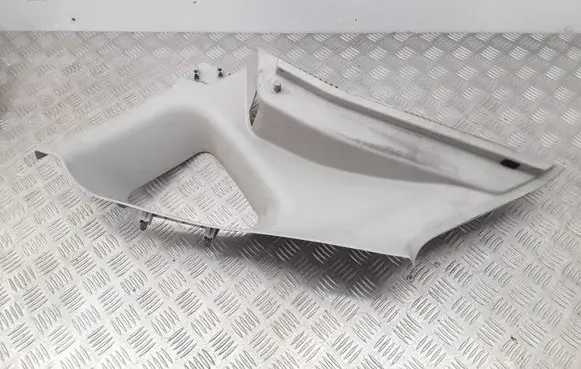 Nissan Qashqai (C) pillar trim 76935JD000