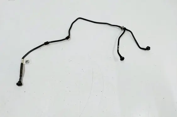 Audi A4 S4 B9 Breather hose/pipe 8W0121081DA