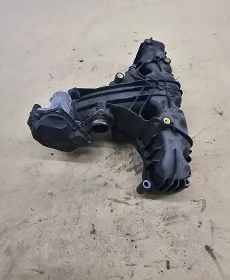 Audi A5 Sportback 8TA Intake manifold 03L129711 PA66GF05