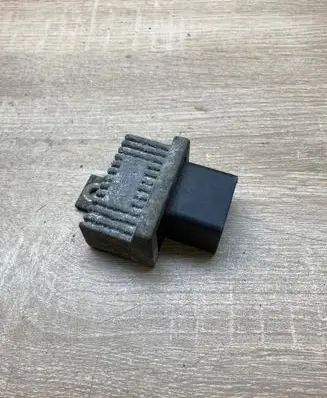 Renault Laguna II Glow plug pre-heat relay 7700115073