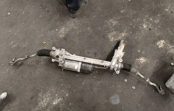 BMW X5 F15 Steering rack 6889096