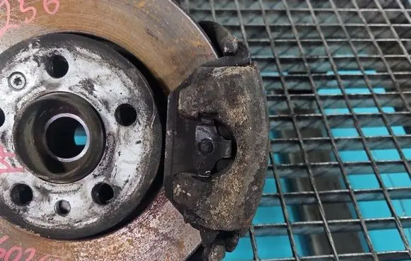 Volkswagen Polo IV 9N3 Front brake caliper IMPRK1602658