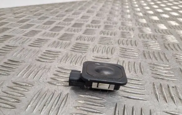 Tailgate opening switch