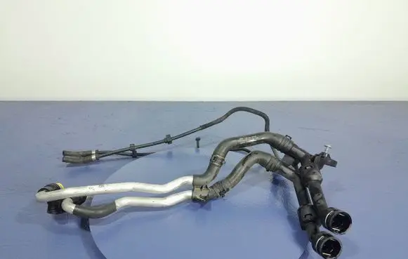 Audi Q5 SQ5 Engine coolant pipe/hose 4G0145931G