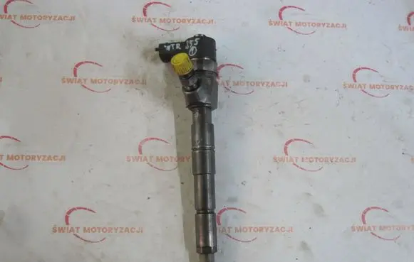 Opel Insignia A Fuel injector 0445110327
