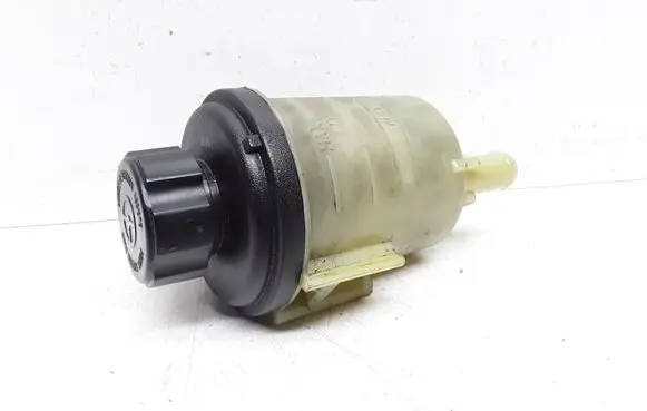 Volvo XC60 Power steering fluid tank/reservoir 6G913R700BC