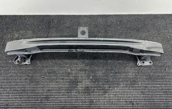Volkswagen Golf Plus Front bumper cross member 