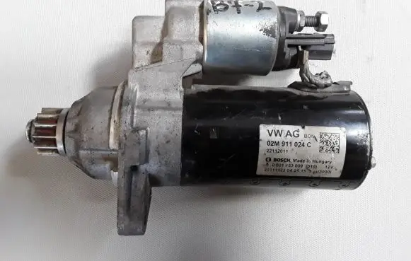 Volkswagen PASSAT B7 Starter motor 02M911024C