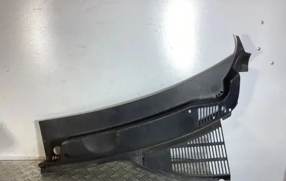 Volkswagen Touareg II Wiper trim 7P6819401E 7P6819401C