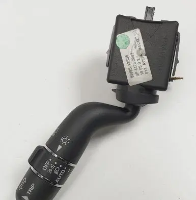Jaguar XF X250 Indicator stalk 8W8313335AA