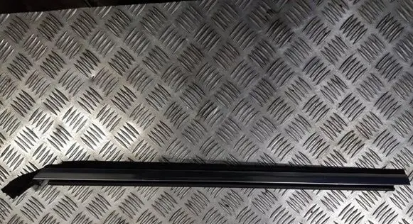 Volkswagen Eos Rear fender molding trim 1q0853300