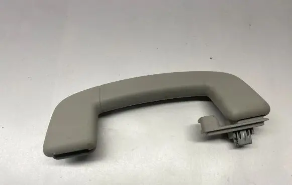 Volkswagen Jetta VII Rear interior roof grab handle 17A857643A
