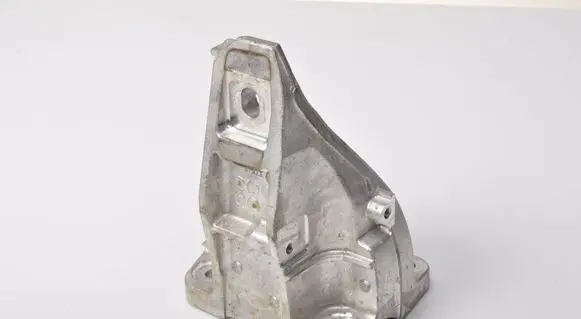 Land Rover Defender Generator/alternator bracket KPLA-6037-AC