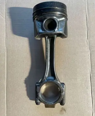Volkswagen Polo V 6R Piston with connecting rod 03LA