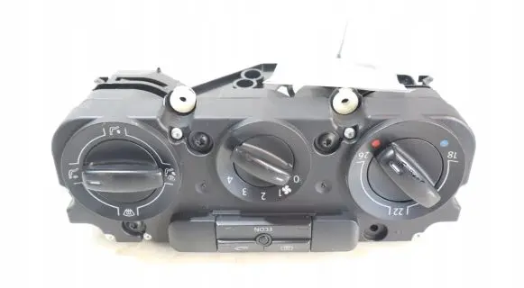 Volkswagen Golf V Interior fan control switch 