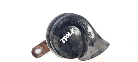 Mercedes-Benz E W210 Horn signal e11000209 007424