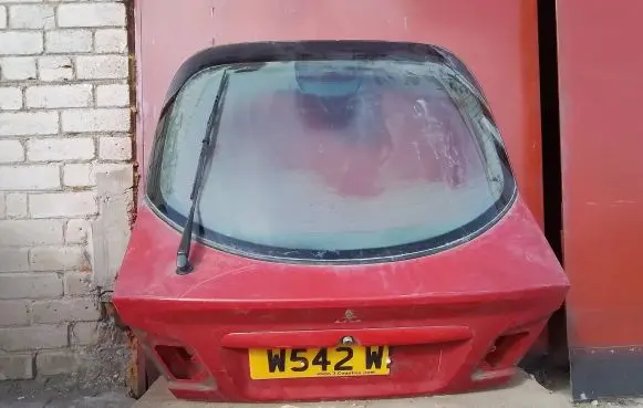 Mitsubishi Carisma Tailgate/trunk/boot lid
