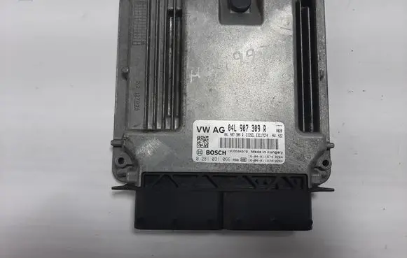 Skoda Superb B8 (3V) Engine control unit/module 04L907309R