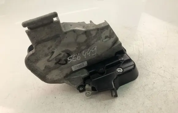 Volvo C30 Rear door lock 30799338