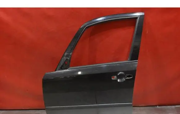Suzuki SX4 Front door