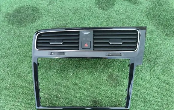 Volkswagen Golf VII Panel trim 5G2819743G
