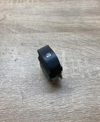 Renault Megane I Electric window control switch 28082