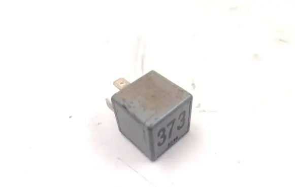 Audi A6 S6 C5 4B Other relay 8D0951253A