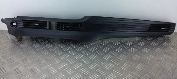 Hyundai i20 (BC3 BI3) Dash center air vent grill 84795Q0100