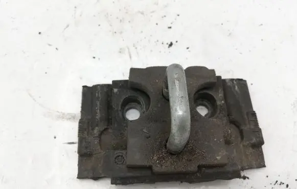 Mercedes-Benz ML W164 Loading door lock loop/hook striker NOCODE