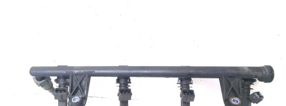 Dacia Logan I Fuel main line pipe 8200494284
