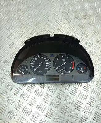 BMW 5 E39 Speedometer (instrument cluster) 88311228