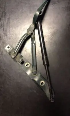 BMW 5 E39 Tailgate/trunk/boot hinge 8159398
