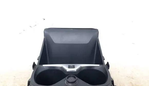 BMW 1 F40 Cup holder front 