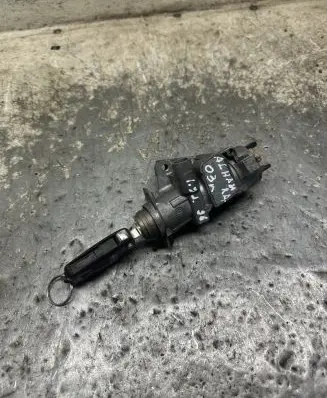 Seat Alhambra (Mk1) Ignition lock 4B0905851B