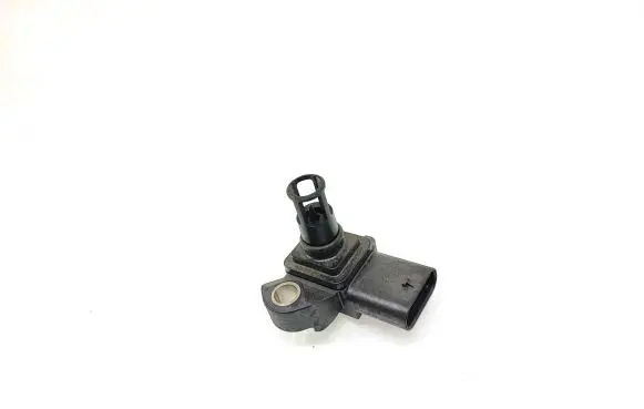 BMW 5 G30 G31 Air pressure sensor 8637900